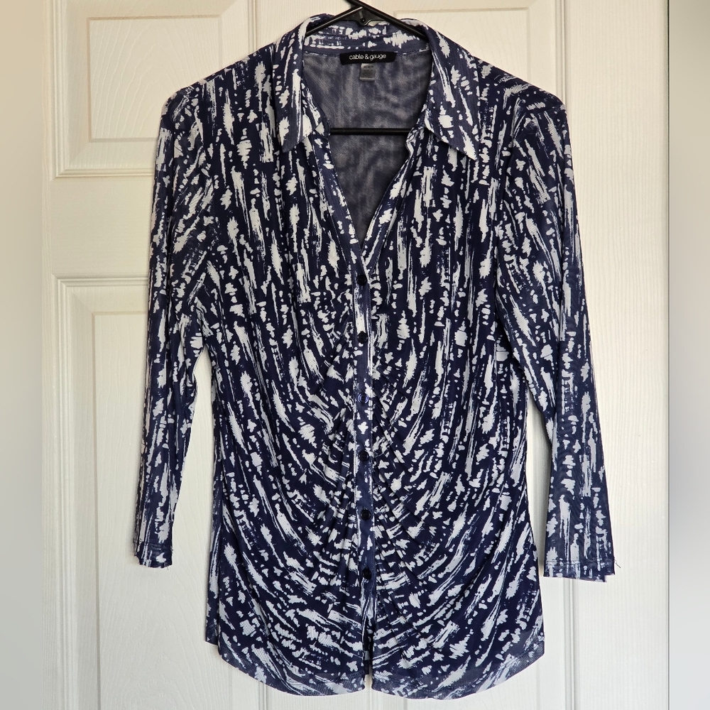 Cable & Gauge Navy and White Button Down Shirt